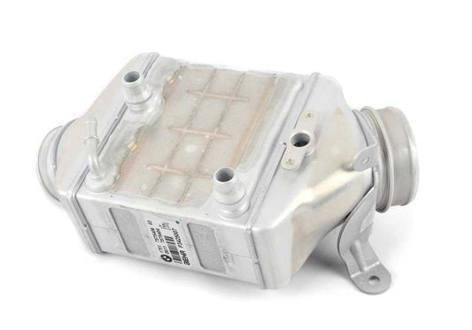 Intercooler OEM 13717575406 para BMW F07, F10, F11, F06, F12, F13, F01, F02, F04, E70, F15, E71, E72, F16. BMW original.