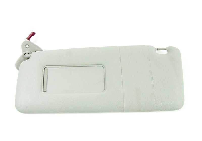 Visera parasol con espejo y luz izquierda OEM 51168242555 para BMW E38 y E39. Color gris claro. Original BMW.