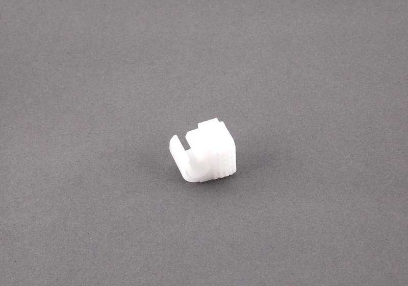 OEM 16121176767 Duct Fixing Clip for BMW E30 E36 E46 E34 E39 E60 E61 E63 E64 E83 E53 E70 E71 E85 E86 E89. Original BMW