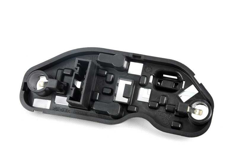 Porta lámparas trasero derecho OEM 63217262574 para BMW X5 E70 y E70N. Pieza original BMW.
