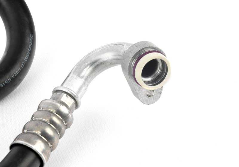 Tubería de succión del evaporador al compresor OEM 64539228240 para BMW F25. Pieza original BMW.