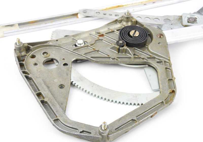 Alzacristallo elettrico anteriore destro OEM 51331868830 per BMW Serie 5 E12, E28. BMW originale.