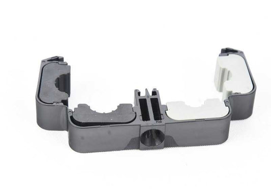 Double Clip for BMW I12, I12N, I15 (OEM 07149307880). Genuine BMW