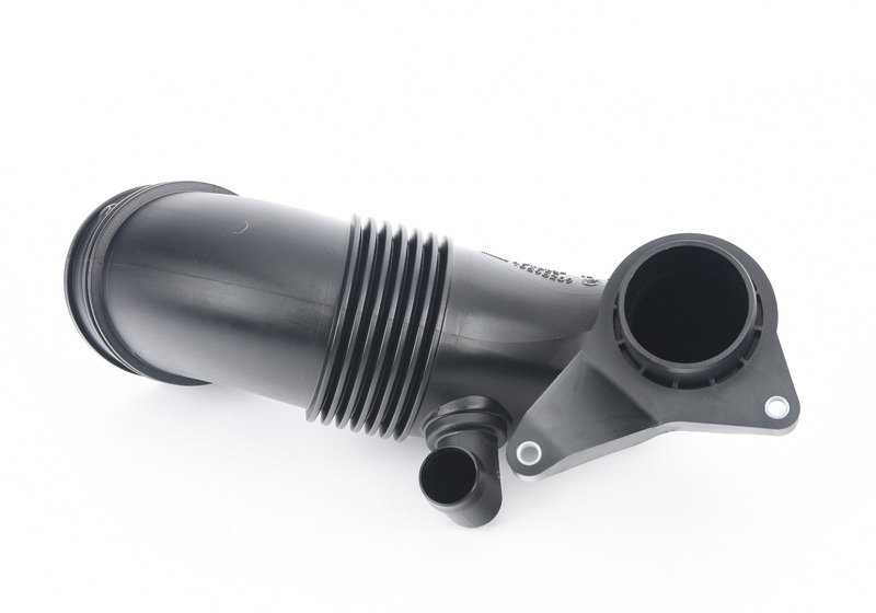 Manguito de admisión de aire OEM 13717848381 para BMW X5 F85 y X6 F86. Conduce aire limpio al motor y garantiza un rendimiento óptimo. Original BMW.