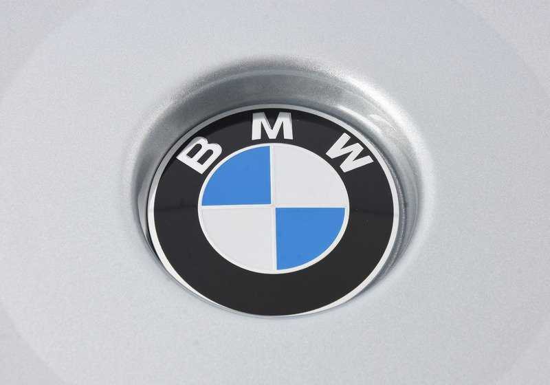 RadVolblede per la serie BMW 5 E39 (OEM 36136768639). BMW originale