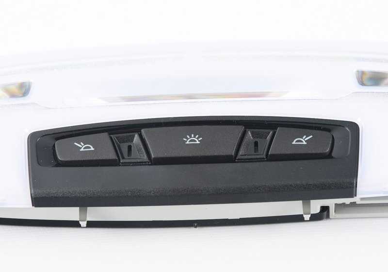 Lumière intérieure avant pour BMW Series 1 F20, F21, série 2 F22, F23, série 3 F30, F31, F34, F35, série 4 F32, F33, F36, I12, X5 F15, x6 F86 (OEM 61319312496). BMW d'origine