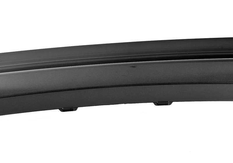 Embellecedor inferior del parachoques trasero OEM 51128061150 para BMW G11, G12. Original BMW.