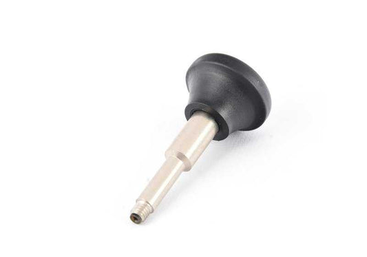 Botón iluminado OEM 61311365133 para BMW Serie 5 E12 (modelos 518, 518i) con motor M10. Apto para versiones con cambio manual y automático. Original BMW.