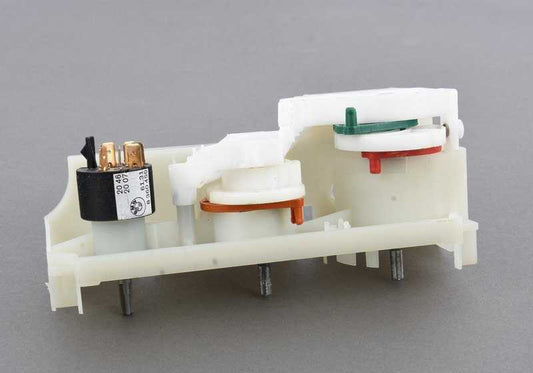 Regulador del calefactor OEM 64118363870 para BMW E36. Compatible con todos los modelos E36 (compact, berlina, coupé, touring, cabrio). Repuesto original BMW.