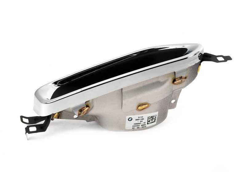 Embellecedor derecho OEM 51128061186 para BMW Serie 7 {G11, G12} modelos 725d, 730d, 730d xDrive, 730i, 740d xDrive. Pieza original BMW.