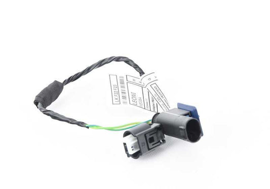 Cavo Adattatore anteriore OEM 61129318725 per BMW 2 F22 (218d) {F22}. Compatibile con le versioni diesel con cambiamento manuale o automatico. BMW originale.