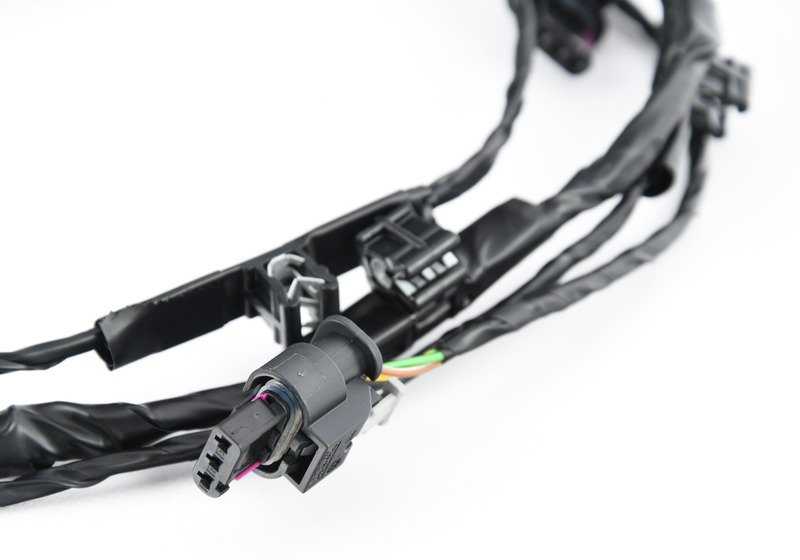 Cableado sensor aparcamiento trasero (PDC) OEM 61129208968 para BMW X5 {E70} modelos 3.0d, 3.0sd, 3.0si, 3.5d, 4.8i. Original BMW.