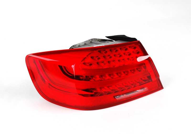 Piloto trasero izquierdo OEM 63217251959 para BMW E92, E92N. Luz trasera lateral original BMW.