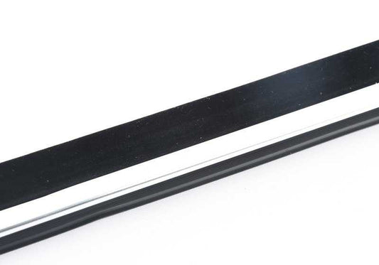 Burlete exterior ventanilla derecha OEM 51371871738 para BMW E24. Pieza original BMW.