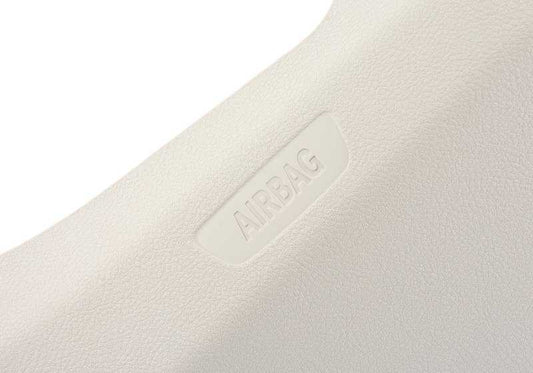 Tampa externa esquerda do assento OEM 52107330817 para BMW F07, F10, F11, F01, F02, F15, F16. BMW original.