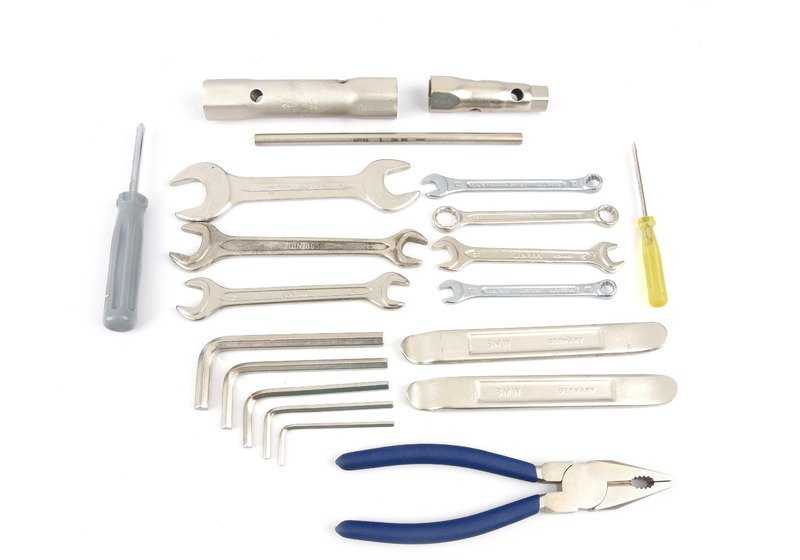 Juego de herramientas OEM 71111230685 para BMW Motorrad R248, R50. Incluido en el kit de herramientas de a bordo. Original BMW.