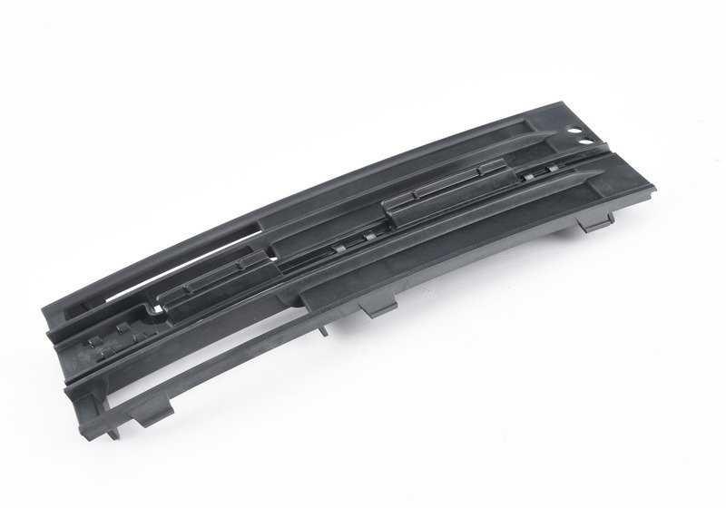 Griglia di ingresso dell'aria parzialmente chiusa per la BMW 7 F01N, F02N (OEM 51117295267). BMW originale.