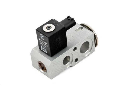 Válvula de expansão elétrica OEM 64509313231 para BMW X5 F15 xDrive40e. BMW genuíno.