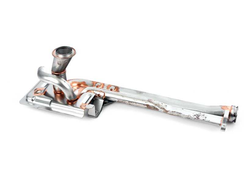 Tubo de sucção/retorno para BMW E60, E61N, E63, E64 (OEM 11417836248). BMW original.