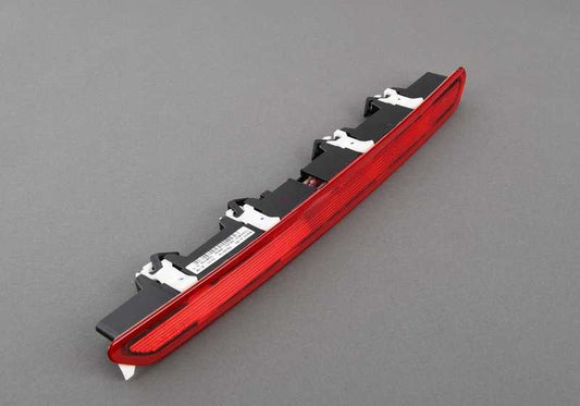 Tercera luz de freno OEM 63257296109 para BMW F33, F33N, F83, F83N. Original BMW.