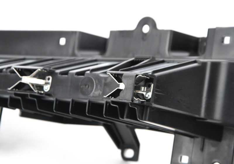 Soporte lateral derecho maletero OEM 51477314712 para BMW X6 F16 y F86. Compatible con modelos xDrive28i, xDrive30d, xDrive35i, sDrive35i (2014-2019). Original BMW.