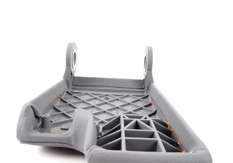Reposabrazos superior en símil cuero gris OEM 51168248547 para BMW E46. Pieza original BMW. Ideal si tu apoyabrazos está desgastado o quieres renovar el interior de tu coche.