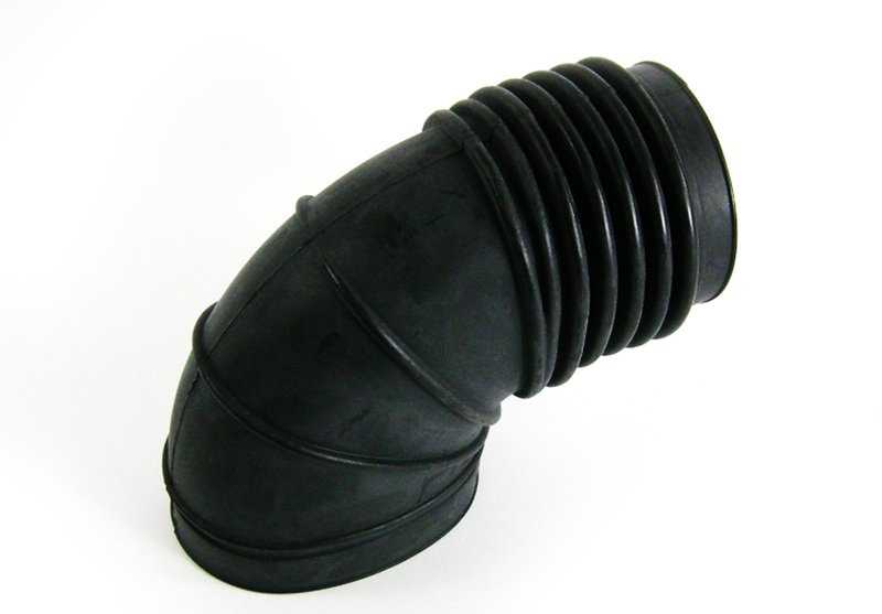 Manguito de admisión OEM 13711707767 para BMW E34 530i y 535i. Compatible con modelos manuales y automáticos con motor M30. Pieza original BMW.