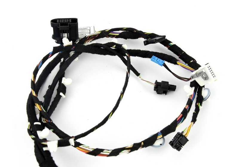 Cableado puerta lado conductor OEM 61129340981 para BMW F22, F23 y F87. Original BMW.