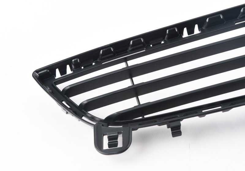 Lower center grille for BMW X5 F15 (OEM 51117303083). Original BMW