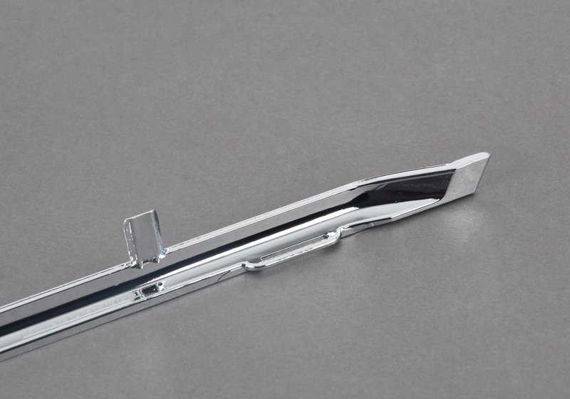 Embellecedor lateral izquierdo cromado OEM 51127005911 para BMW Serie 5 E39 {520d, 520i (DH11, DH12, DH21, DH22, DR11, DR12, DR21, DR22, DS11)}. Original BMW.