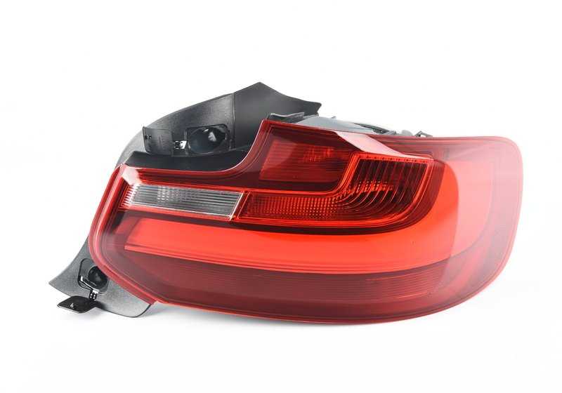 Piloto traseiro direito OEM 63217295428 para BMW F22, F23, F87. BMW da luz traseira original.