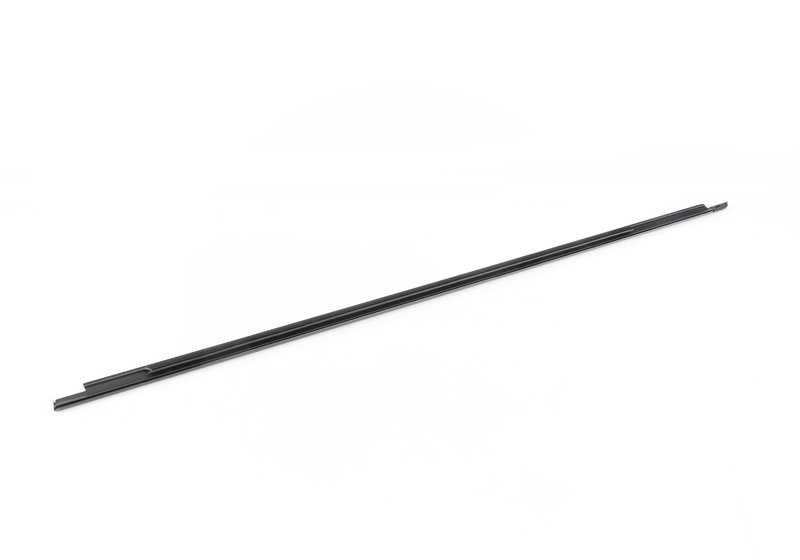 Tapa embellecedora exterior puerta delantera derecha OEM 51337209726 para BMW F10, F11. Original BMW.