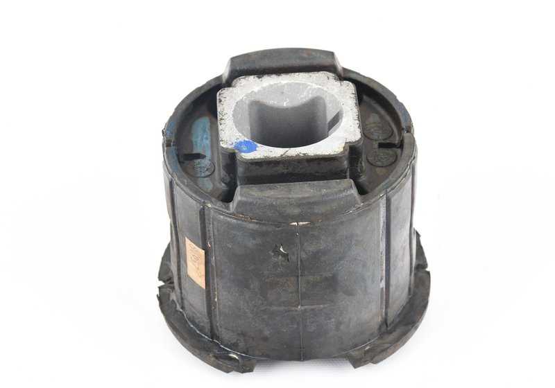 Soporte Silentblock Brazo Suspensión Trasero OEM 33316791393 para BMW E70, E71, F85, F86. Original BMW.