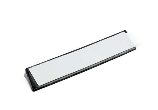 Inserto embellecedor frontal OEM 51118061899 para BMW F83 (M4 Cabrio) modelos M43U91, M43U92, M44Z91, M44Z92. Original BMW.