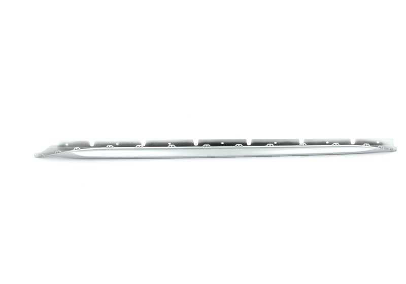 Moldura de protección antiempotramiento derecha OEM 51777379994 para BMW X1 F48, F48 LCI. Original BMW.