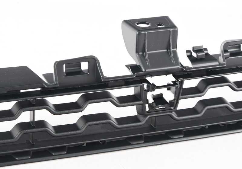Rejilla ICAM central superior abierta OEM 51118060891 para BMW F16. Original BMW.