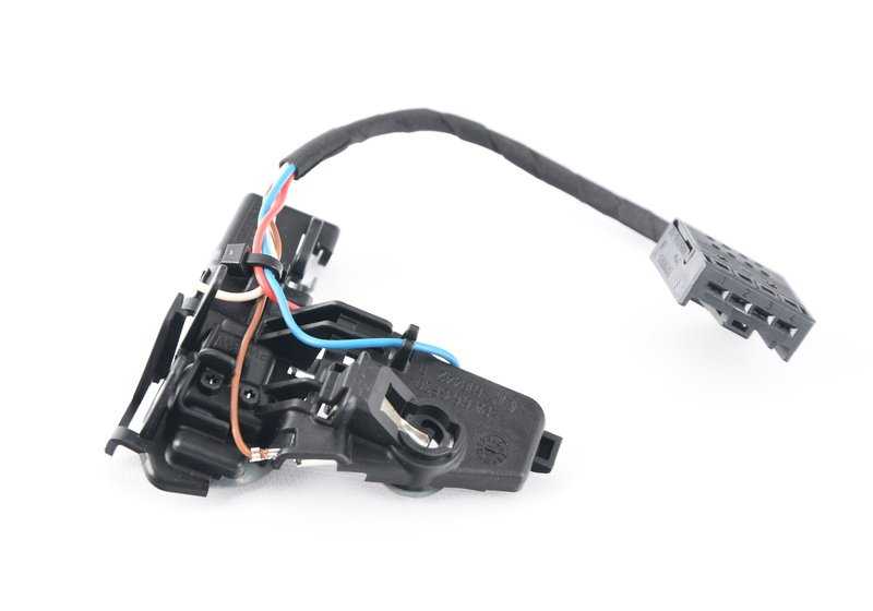 Porta lámparas piloto trasero derecho maletero OEM 63217366070 para BMW F32, F33, F36, F82, F83. Original BMW.
