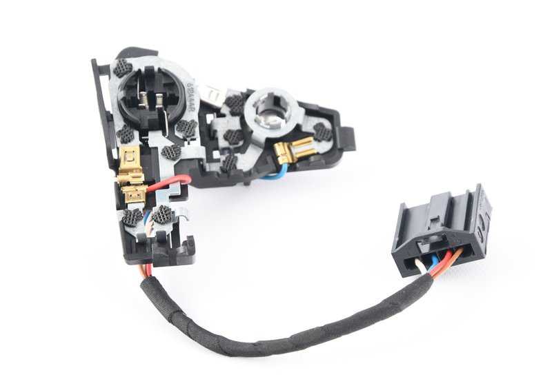 Porta lámparas piloto trasero derecho maletero OEM 63217366070 para BMW F32, F33, F36, F82, F83. Original BMW.