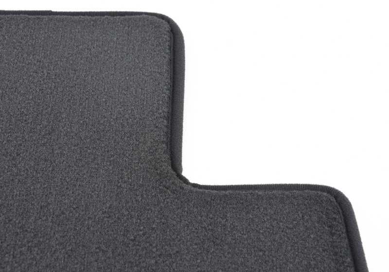 Juego de alfombrillas de terciopelo OEM 51477389887 para BMW I12 (i8 Coupé) e I15 (i8 Roadster). Original BMW.