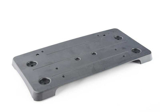 Soporte de matrícula OEM 51117397614 para BMW F30, F31. Original BMW.