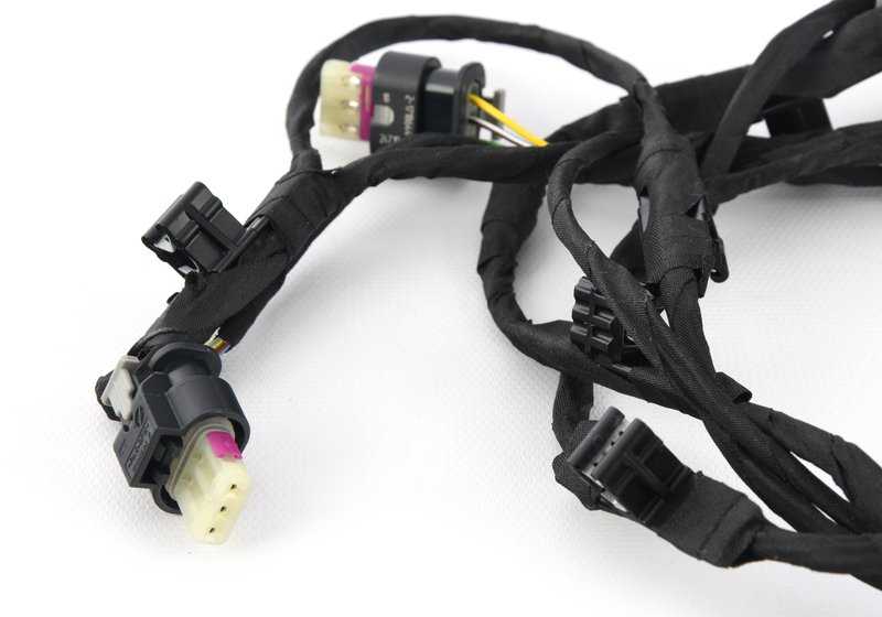 Cableado sensores de aparcamiento delanteros PDC OEM 61129286481 para BMW F10 y F11. Original BMW.