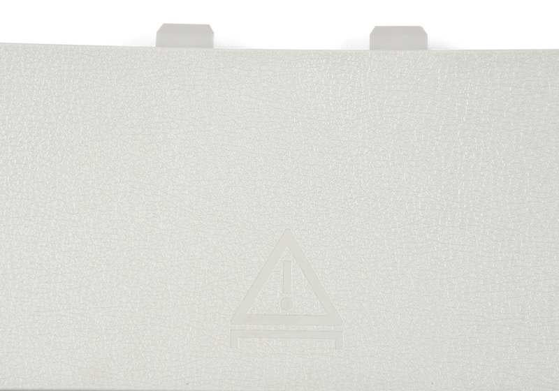 Tapa para triángulo de emergencia OEM 51497316762 color gris Everestgrau para BMW F31 y F31N. Pieza original BMW.