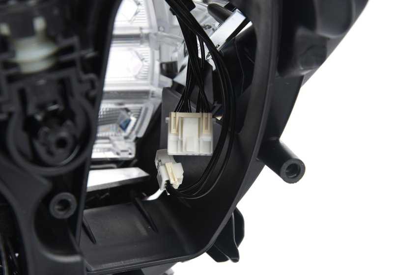 Faro delantero derecho xenón AHL OEM 63117348510 para BMW F01, F02, F04. Original BMW.