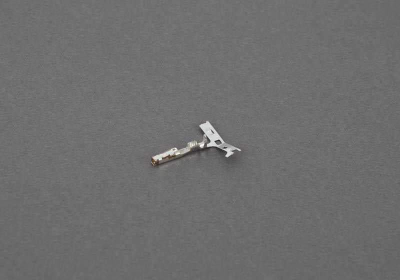 Terminal eléctrico OEM 61136820598 para BMW E81, E82, E87, E88, F20, F21, F22, E46, E90, E91, E92, E93, F30, F31, F34, F32, F33, E60, E61, E63, E64, E65, E66, E84, E83, F25, E53, E70, E71, E85, E86, E89 and Mini R50, R52, R53. Original BMW and Mini.