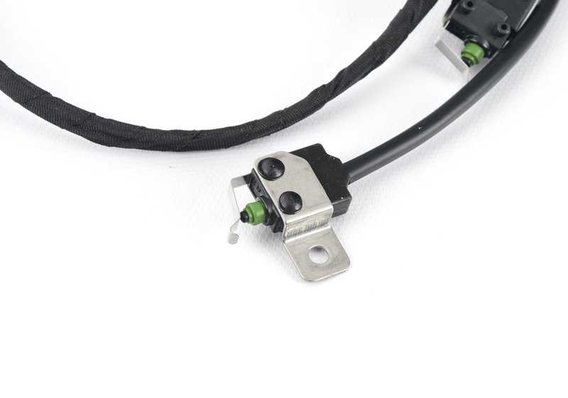 Locking motor wiring harness for BMW i I15, Z4 E89 (OEM 54377224669). Original BMW
