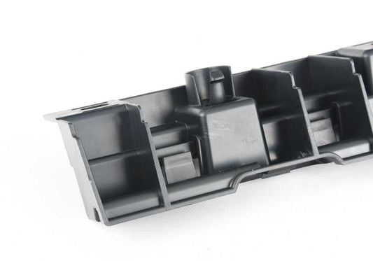 Herbon di successione Ribbon Elenca testiera sinistra per BMW F10, F11, F18 (OEM 51777184777). BMW originale