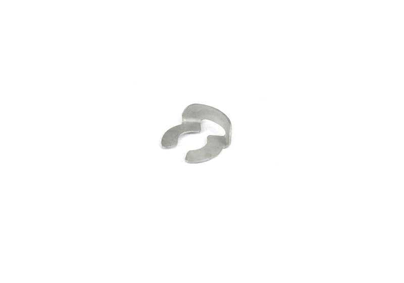 Clip OEM 07129906727 para BMW Motorrad E23, R50 y otros modelos compatibles. Pieza original BMW Motorrad. Ideal para sujeciones en sistemas como depósito de combustible, frenos o refrigeración.