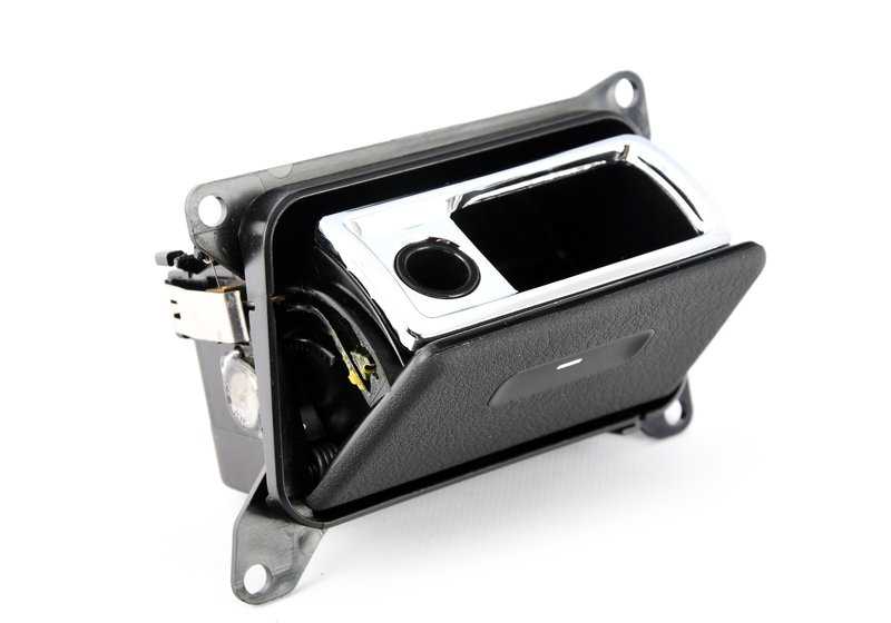 ANHA DE CHINHA TRASEIRA DIREITA OEM 51428179342 PARA BMW E38 725TDS, 728I, 730D, 730I. BMW original.