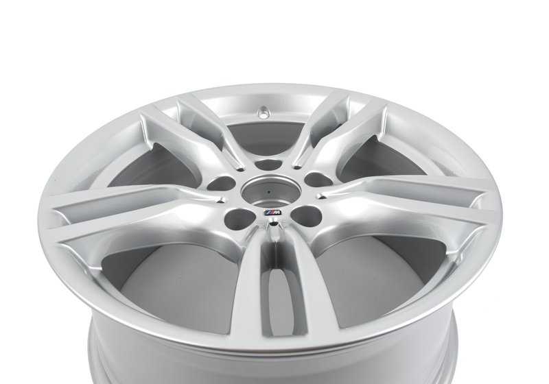 Llantas de aluminio diseño M radios estrella 400 OEM 36117845880 para BMW F30, F30N, F31, F31N, F34, F34N, F35, F35N, F32, F32N, F33, F33N, F36, F36N. Original BMW.