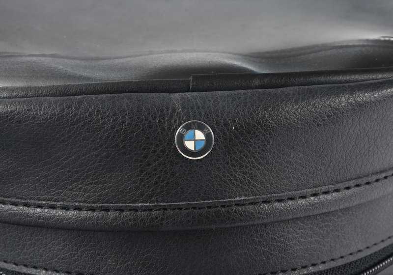 Bolsa sobre depósito de gasolina con base de fijación OEM 71600009794 para BMW F750GS, F850GS, F850GSA, R1200GS, R1250GS. Original BMW.